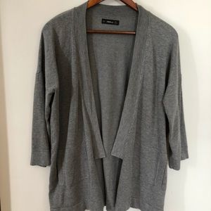 🔥Final markdown!🔥 Zara comfy soft sweater ❄️🦋